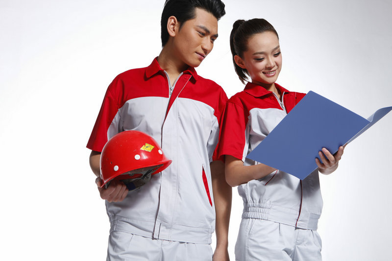 定做工作服怎樣清潔？不同的面料如何存放?