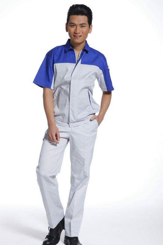 定做工作服需要注意哪些問(wèn)題?工作服該怎么搭配?
